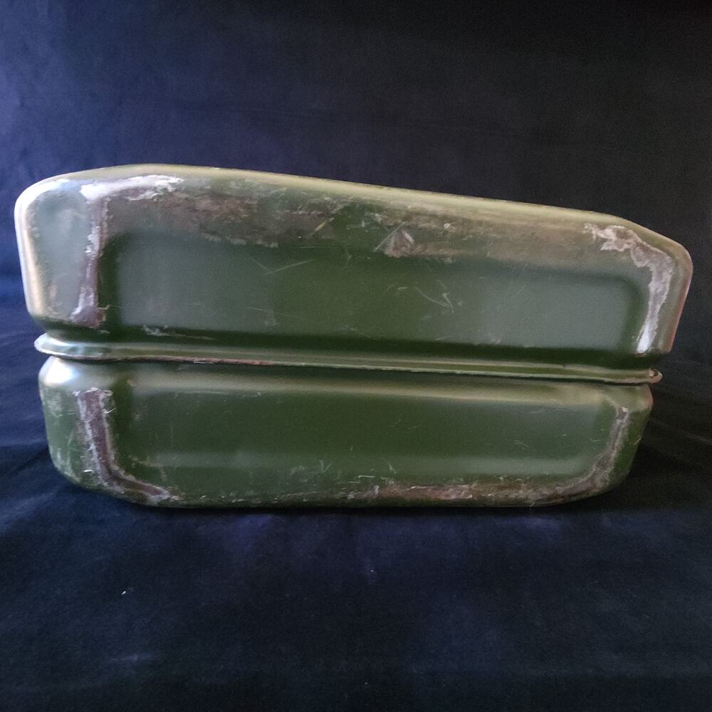 Vintage 1991 Bund 20L 5 Gallon Military Green Jerry Liquid Can Tank by Bellino - Picture 12 of 12